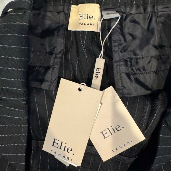 Elie Tahari Black Pinstriped Pleated Wide Leg Pants Size Medium - Picture 10 of 12